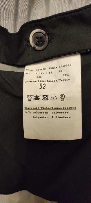 Чоловічий плащ Bugatti з мембраною Gore-tex чорного кольору