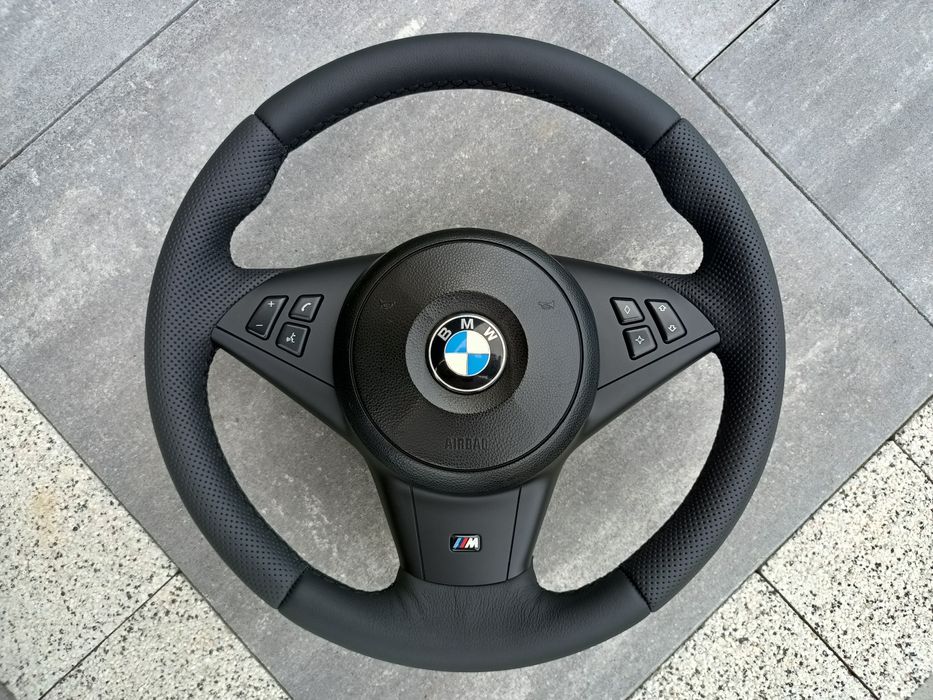 Jak nowa kierownica Mpakiet BMW E60 E61 E63 E64 na kluczyk przedlift