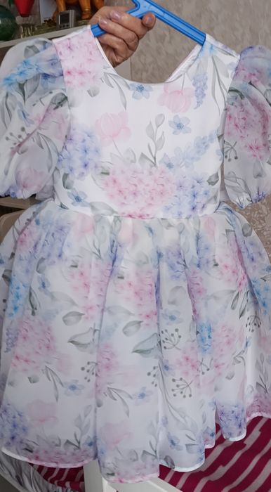 Святкова сукня на випускний