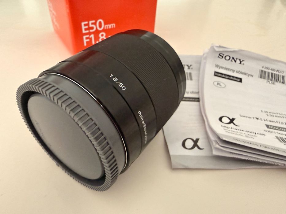 Obiektyw SONY E 50 F1,8 OSS