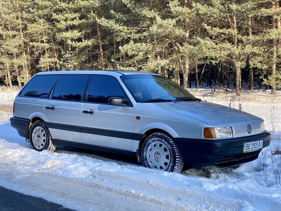 Volkswagen Passat B3 original універсал рідна фарба фольксваген пассат