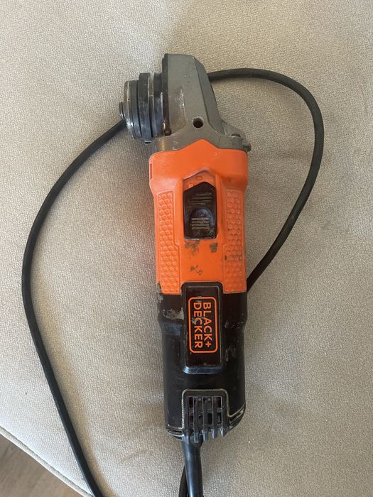 Rebarbadora usada black and decker