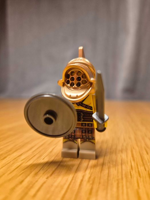 Lego Gladiator CMF seria 5 super stan wojownik rycerz