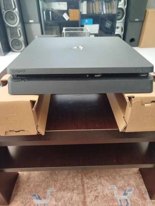PlayStation 4 Slim 500GB