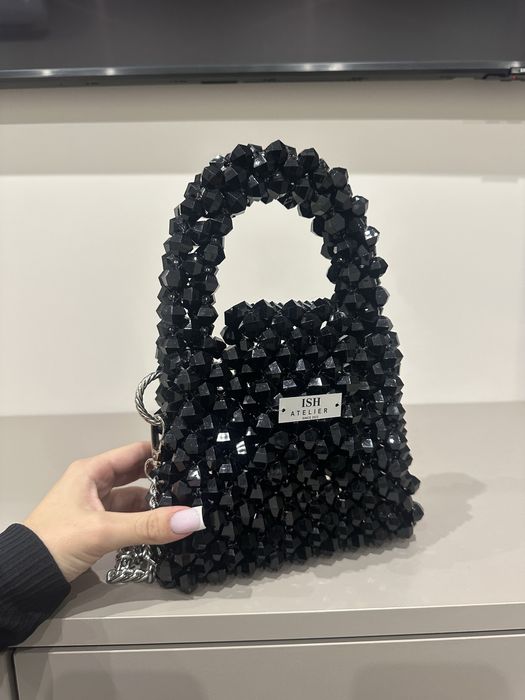 Сумочка ручної роботи з кришталевих бусін