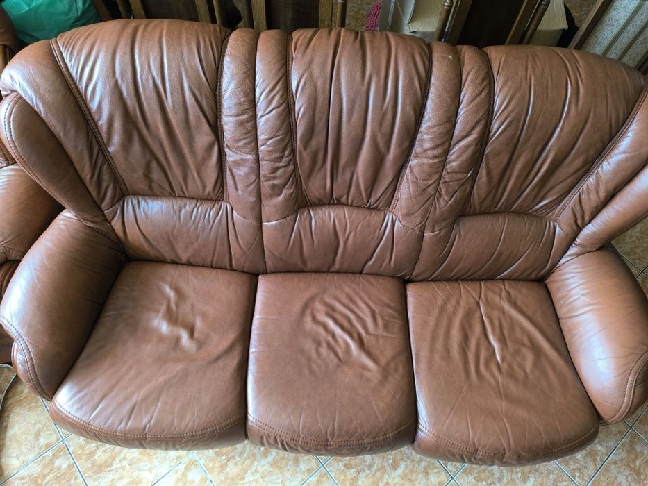 Conjunto de Sofás em pele genuína