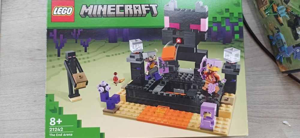 Лего Майнкрафт 21242