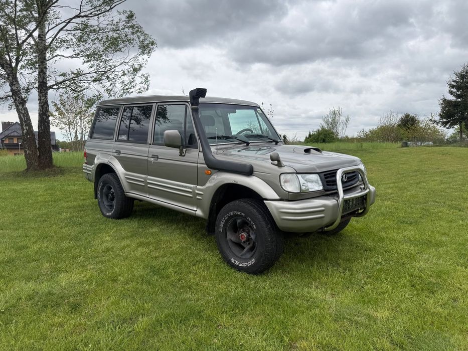 Hyundai Galloper Hyundai Galloper 2.5D klima lift 4x4 7osobowy