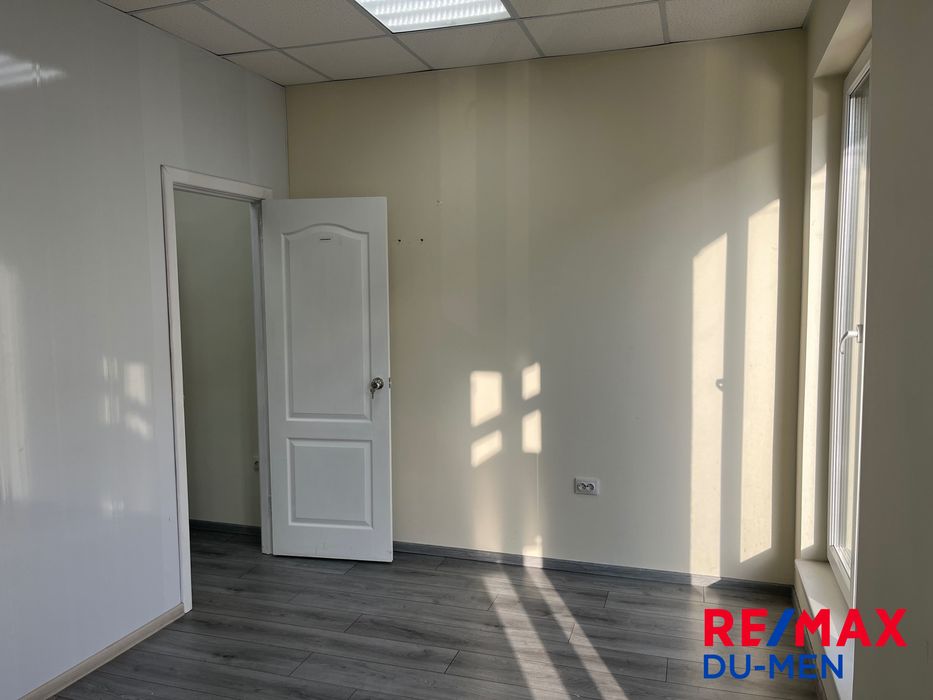 Оренда комерційного приміщення  м. Рахів
