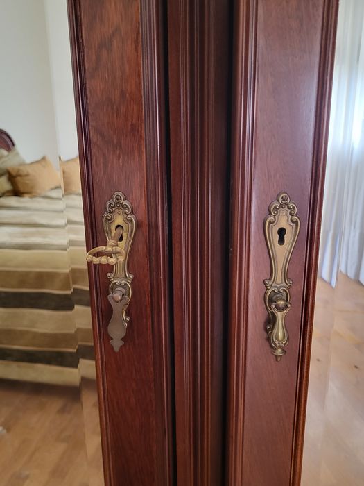 Armário (Guarda Roupa)