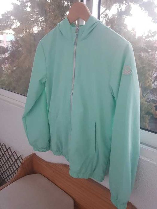 Corta Vento | Parka | Kispo | Impermeável verde água Benetton 10 anos