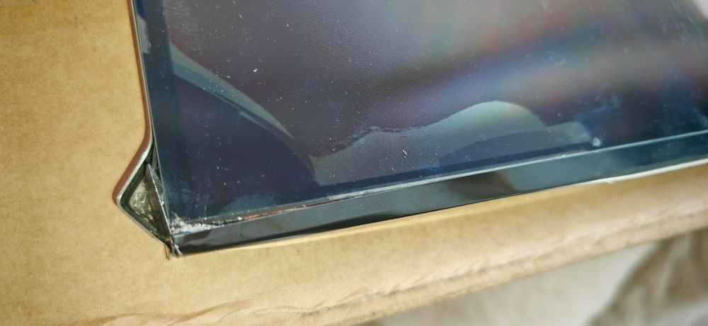 Samsung QE65QN800ATXXN 65” Neo QLED 8K Smart TV -  на запчастини / під