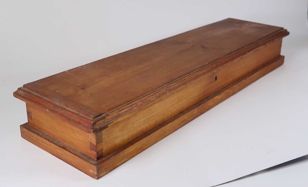 Caixa grande retangular antiga em madeira 49 cm