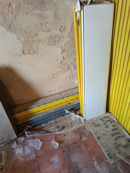 Prateleiras para mini mercado / loja