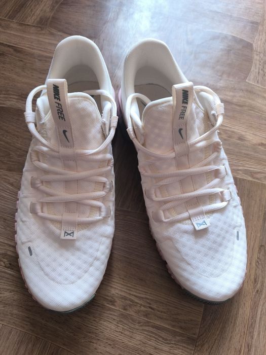 Кроссовки Nike новые