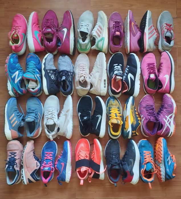 Жіночі кросівки Adidas 38