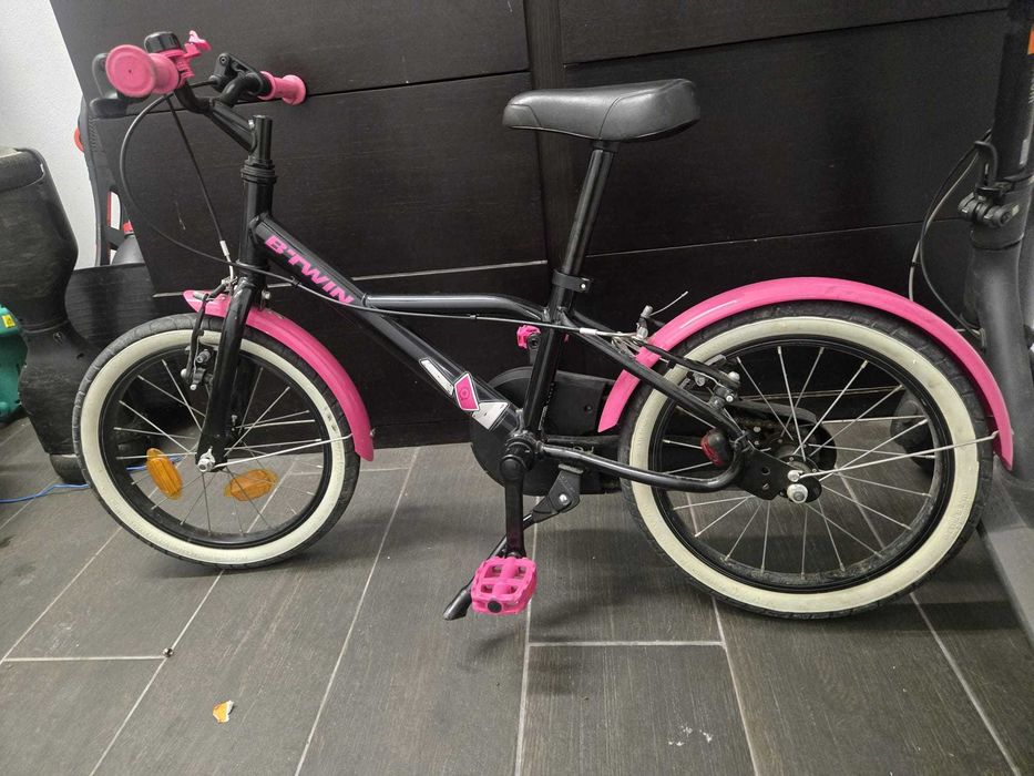 Bicicleta B'TWIN Criança Menina 20" – Excelente Estado