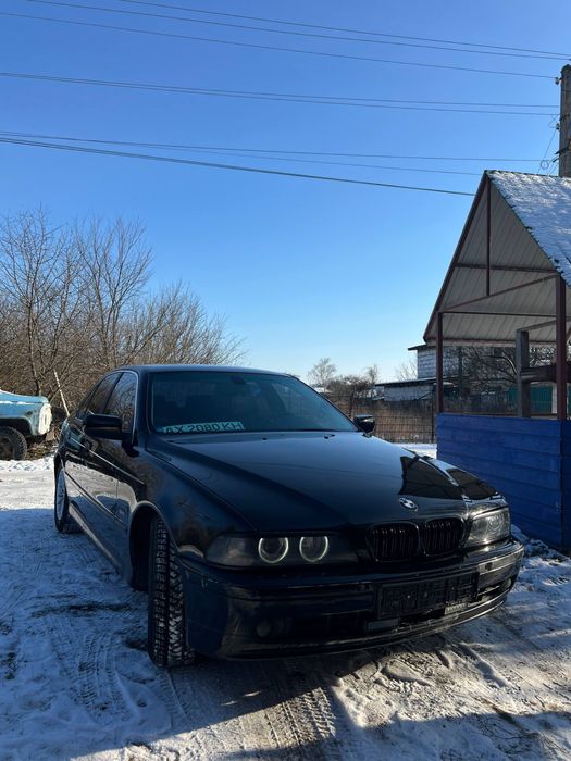 BMW E39 2.5 2000 Срочно