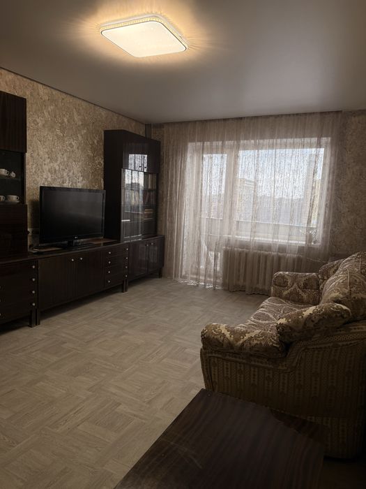 Сдам 2к. квартиру, Тополь-1, дом 18.