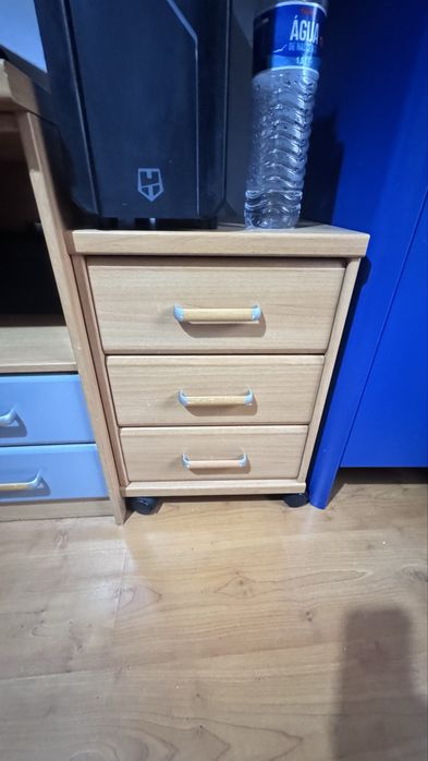 Movel gavetas para quarto