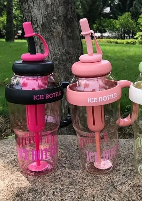 Пляшка з водою 1300 мл із кришками-ручками. Соломинки. Герметична