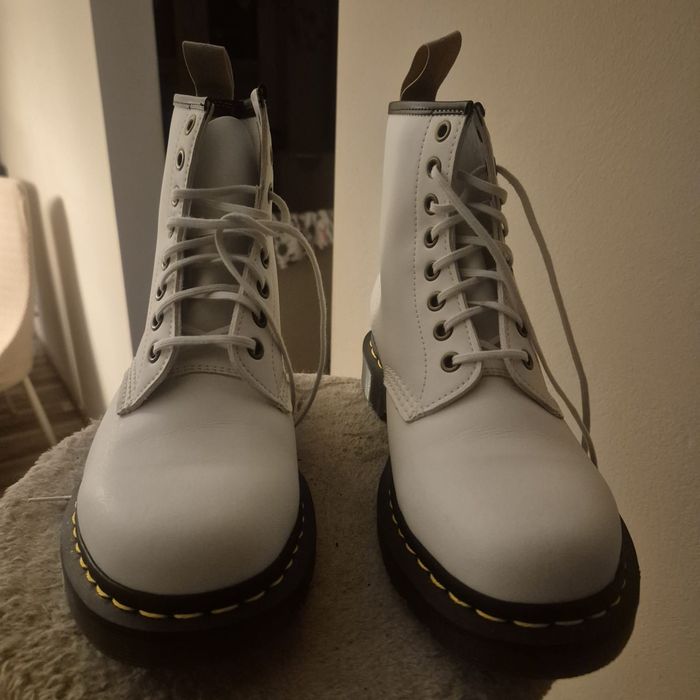 Martensy białe rozmiar 40 Nowe