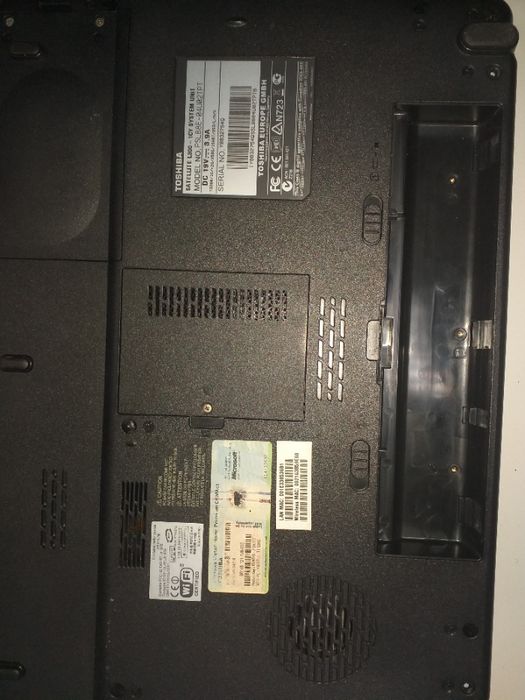 Toshiba L300 (PEÇAS)