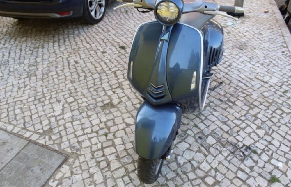 Vespa 946 Belissima 2015