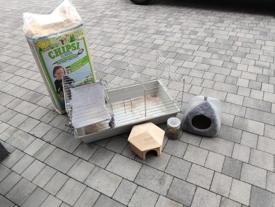 Klatka dla gryzoni wraz z akcesoriami