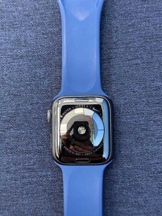 apple watch 5 44 nike - купить телефоны и аксессуары - Цена на OLX.ua