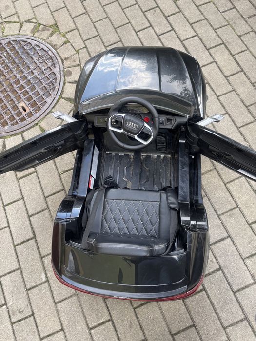 Auto na akumulator audi + pilot