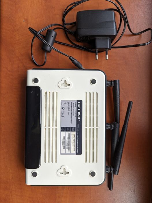 Роутери, маршрутизатори, D-Link Tp-Link