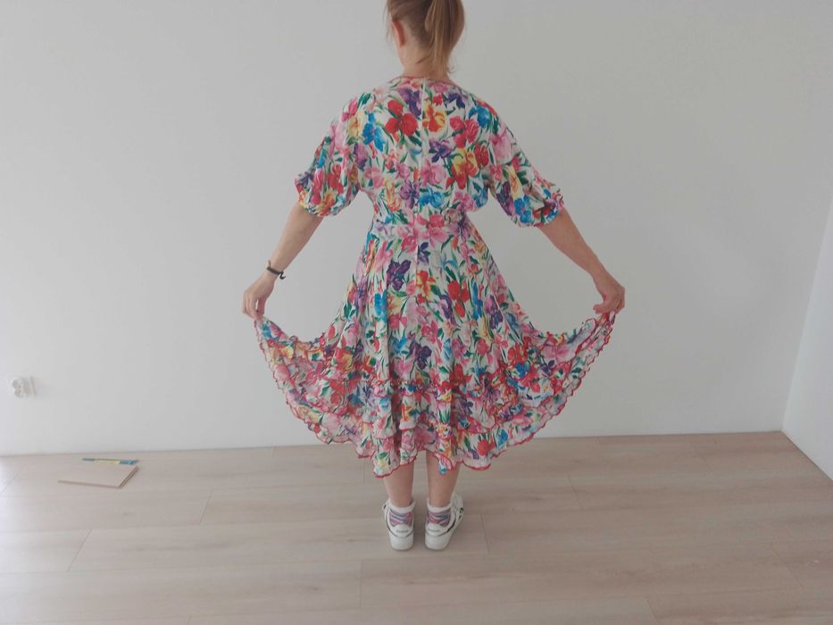 Kwiecista sukienka Creation Mademoiselle r.38