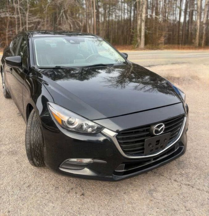 Mazda 3 Touring      2018