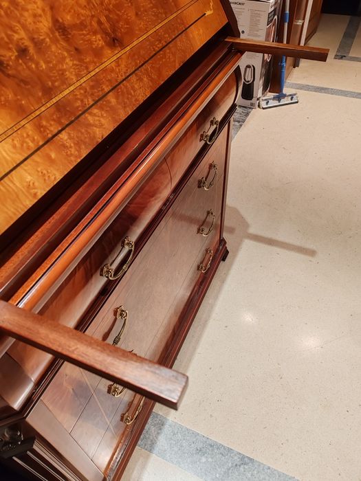 Papeleira/ Cómoda/Secretária D. José / D. Maria Impecável