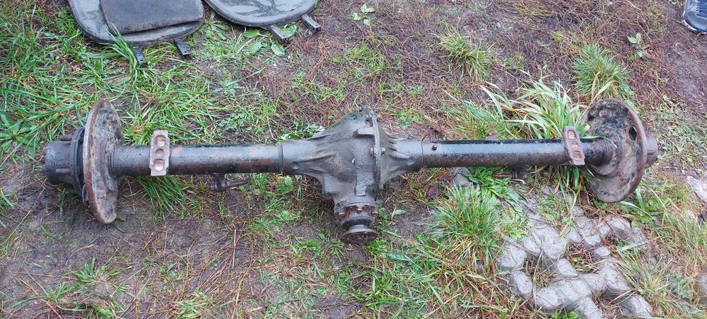 UAZ most wał napędowy bęben tarcza kotwiczna szczęki siedzenia drzwi