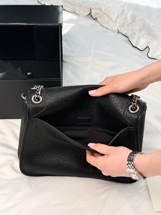 Сумка YSL Yves Saint Laurent Niki in Grained Lambskin Black / Silver