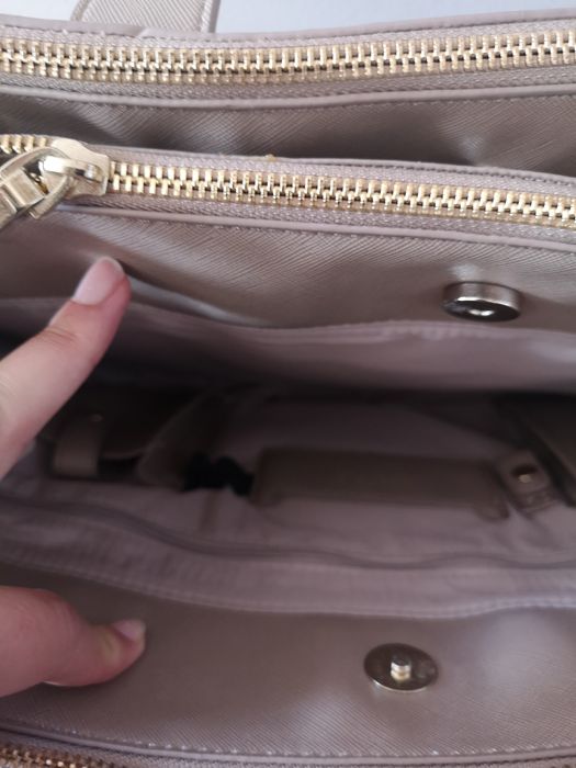 Mala de senhora portátil