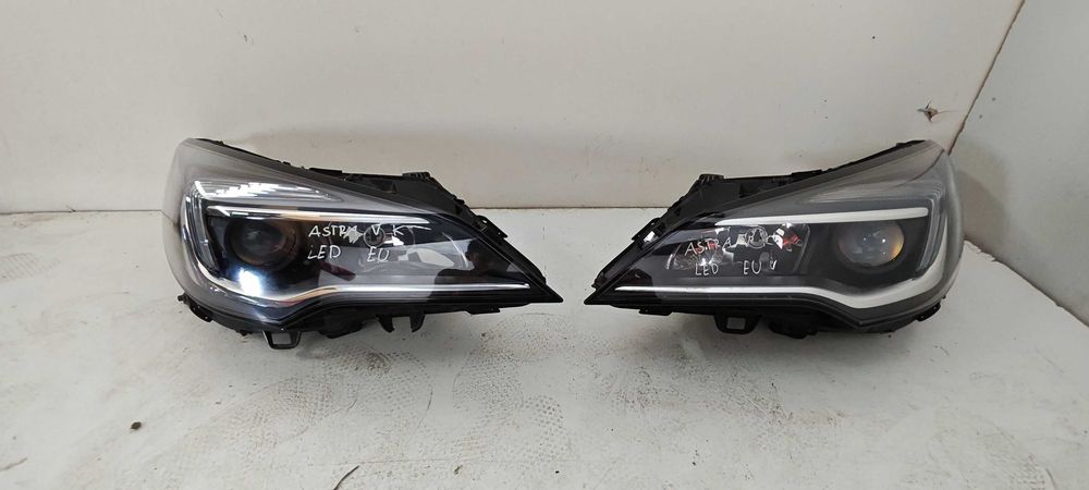 OPEL ASTRA K GEN V HALOGEN+LED 2015-2021 Komplet lamp przednich Lewa + Prawa Lewy Prawy przód cena za 1 sztuke