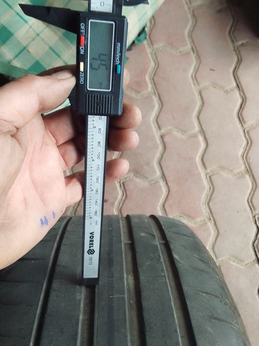 Cena za 2 Opony letnie 245/40r18 GOODYEAR 2022r