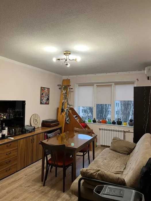 3к.кв, норм житл стан, біля парку Совки, 10 мін к метро