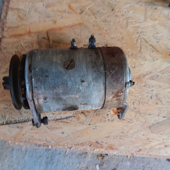 Traktorek  ogrodowy Tz4k14