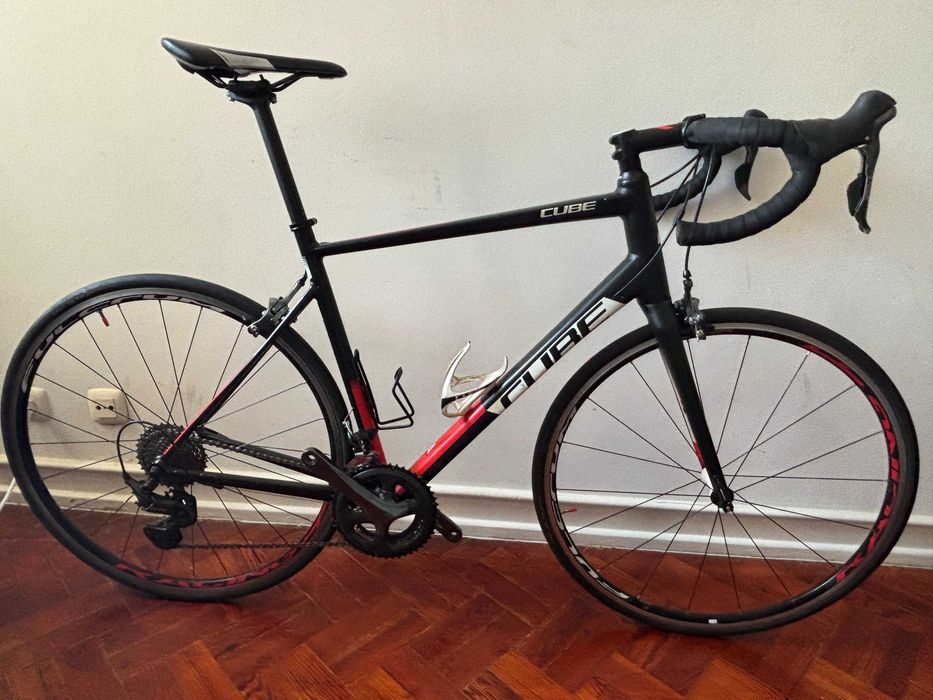 Cube Attain 2019 Road Bike | Fast, Light & Ready | Tamanho 58