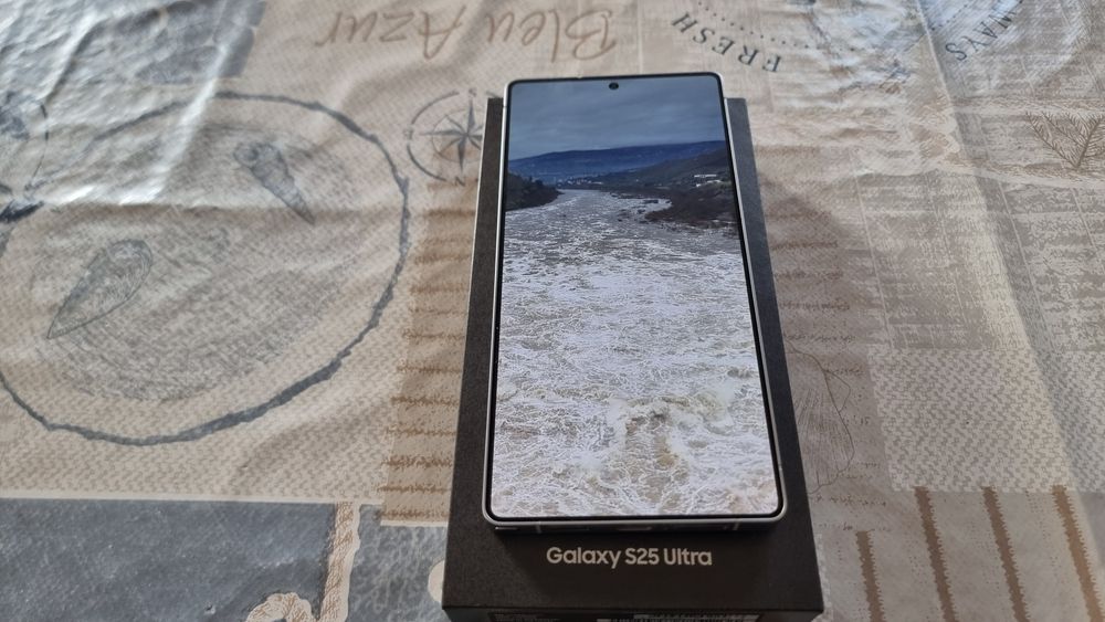 Samsung S25ultra como novo