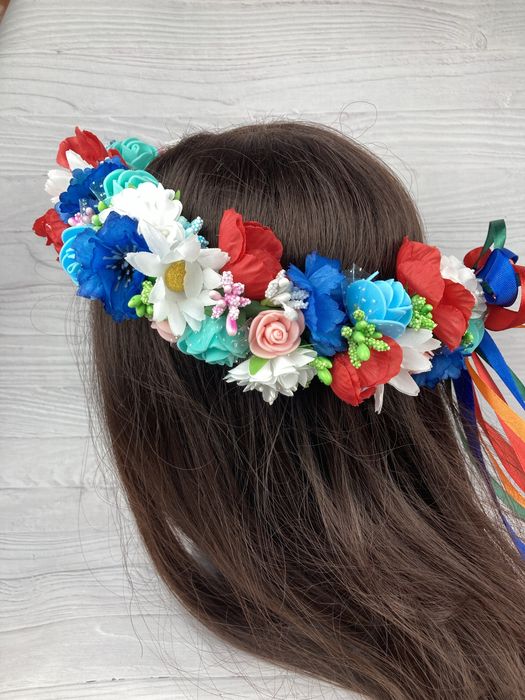 Wianek z polnych kwiatów