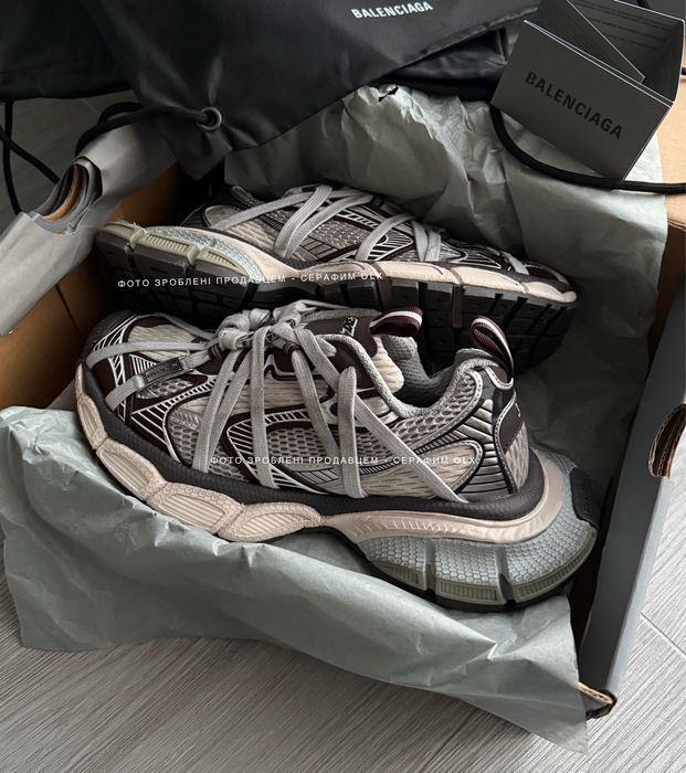 36/45 Balenciaga GB 3XL Extreme Lace Trainers Grey brown