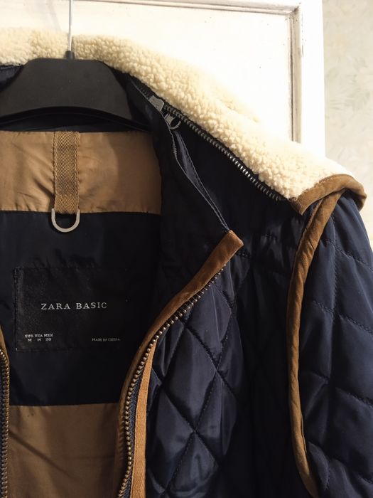 Куртка ZARA жіноча.