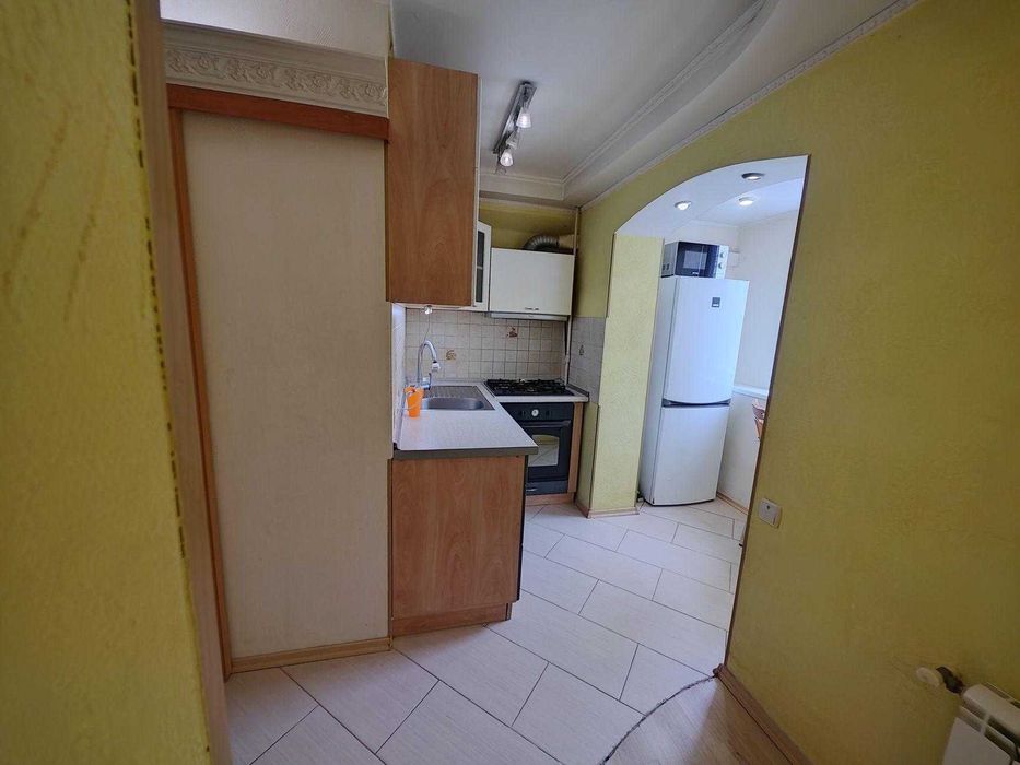 Оренда 1-к, Оболонський район, метро Оболонь, вул. Йорданська 4