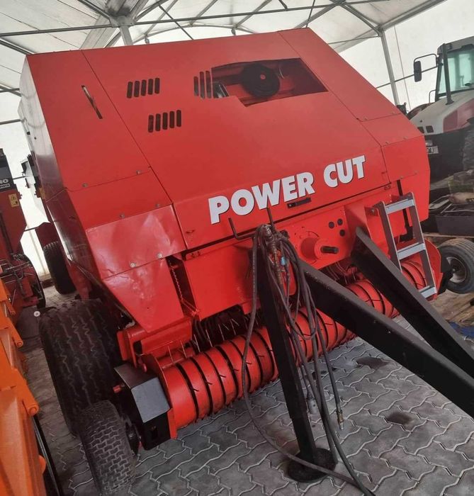 Enfardadeira Enroladora de Rolos de Marca Mascar - usada