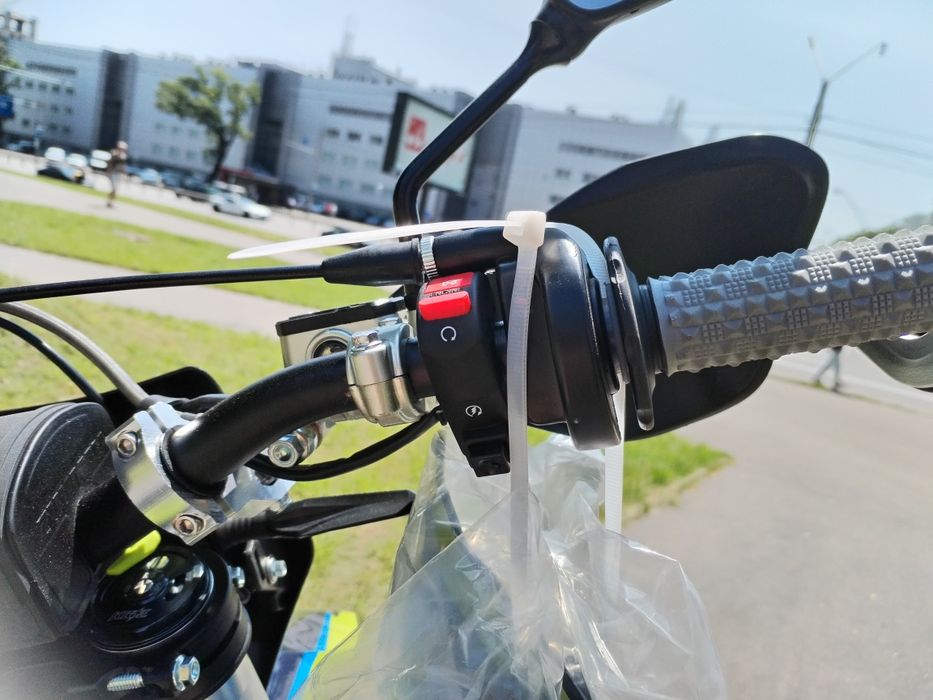 Мотоцикл ZUUMAV S8 PRO (S8-YBS300)